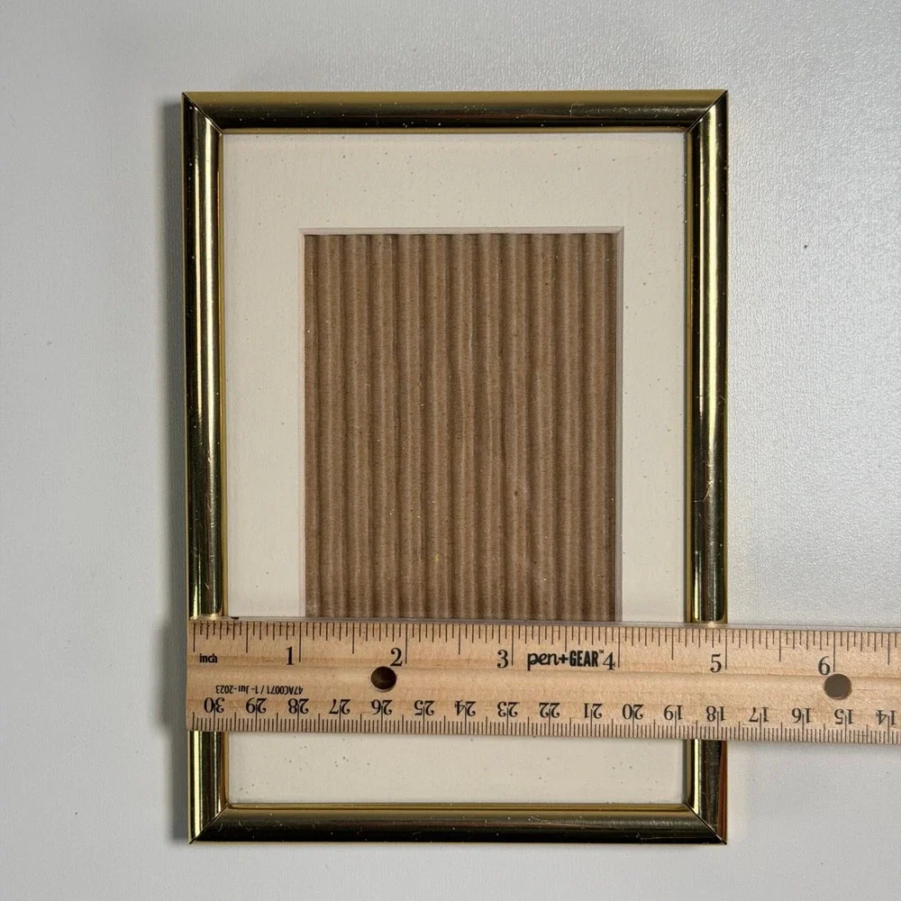 Vintage Picture‎ Frame Ornate Old World French Cottagecore Gold 5x7